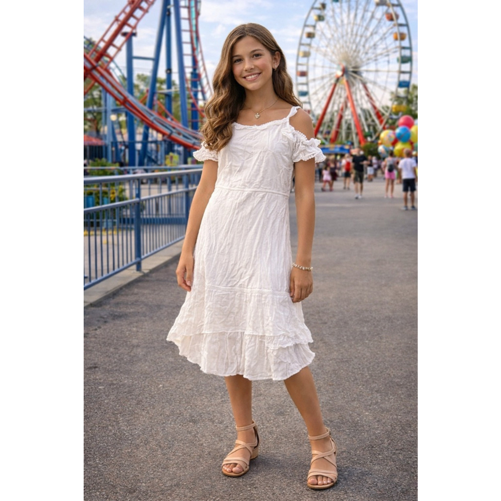 Girls D Signed White Dress Size L (14/16)